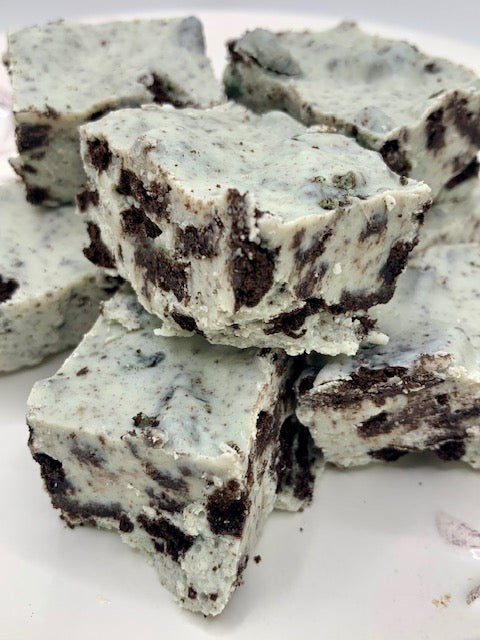 Dairy-Free Mint Cookie Fudge